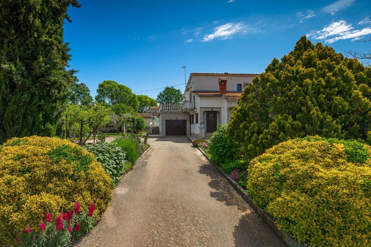 Apartmani Martina Porec Bagian luar foto