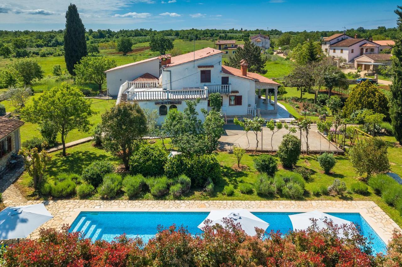 Apartmani Martina Porec Bagian luar foto