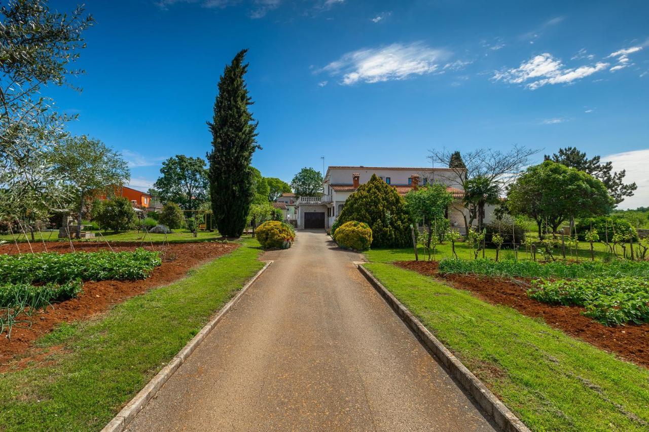 Apartmani Martina Porec Bagian luar foto