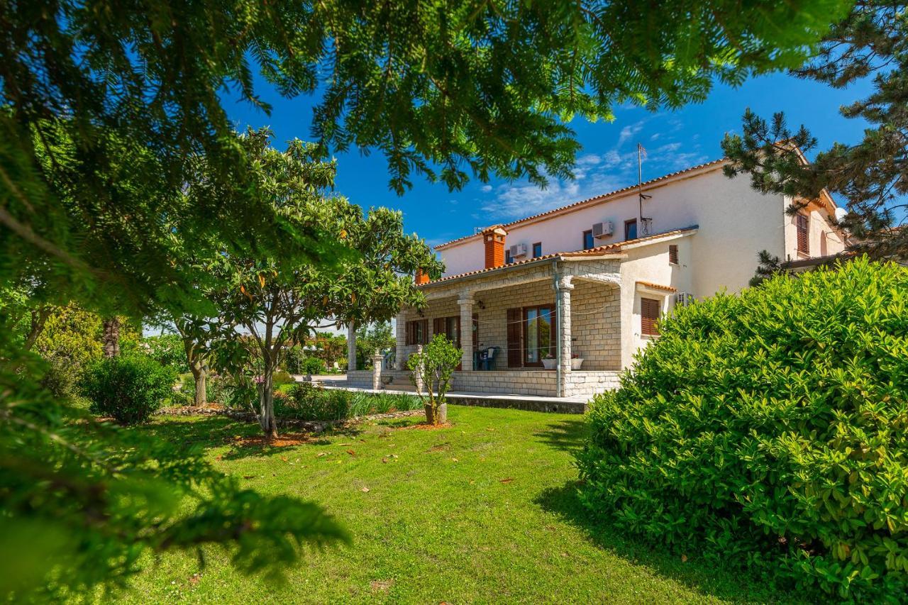 Apartmani Martina Porec Bagian luar foto