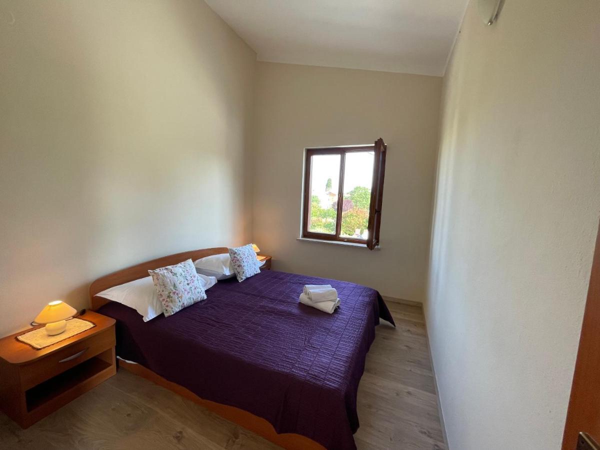 Apartmani Martina Porec Bagian luar foto