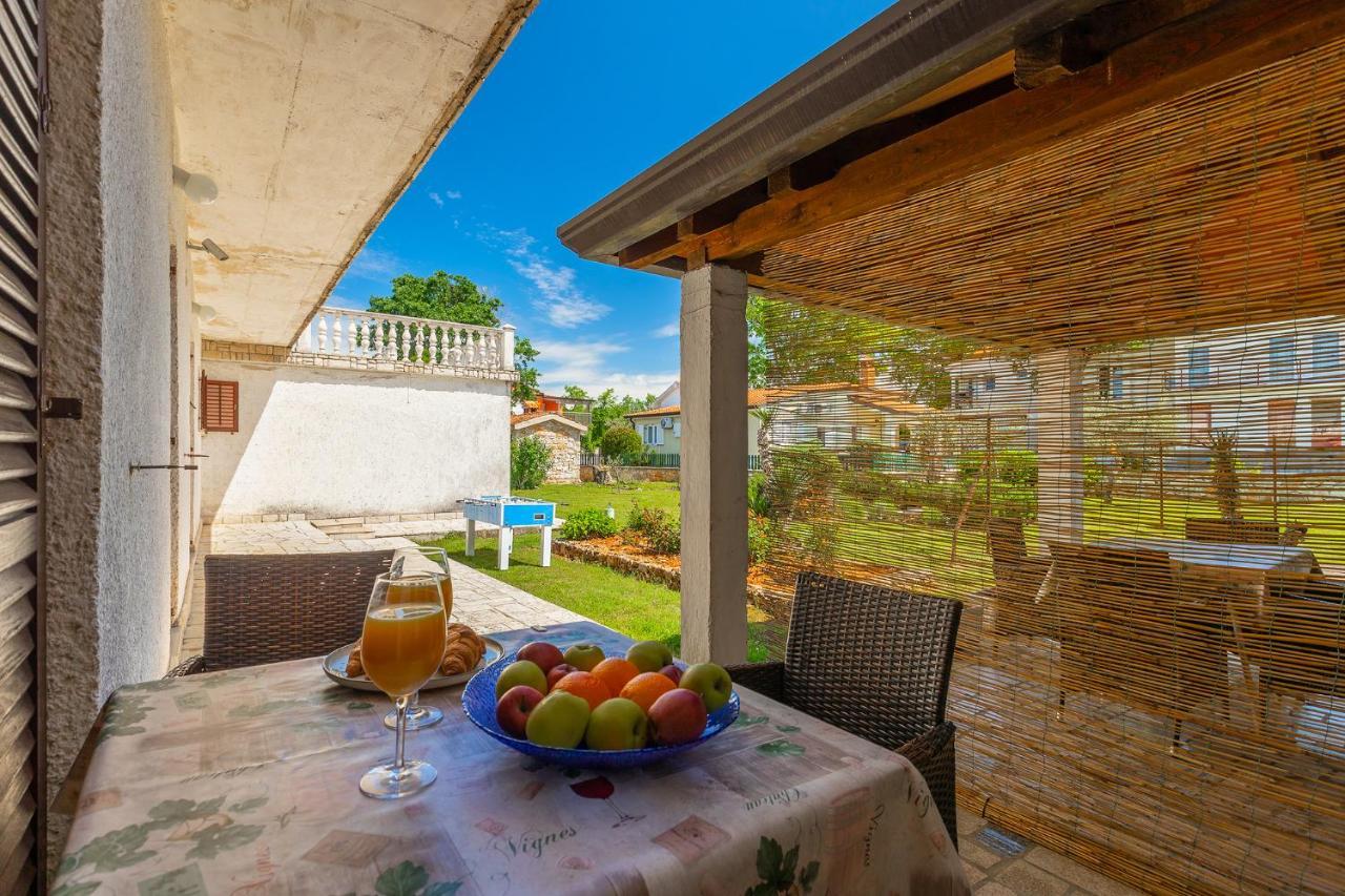 Apartmani Martina Porec Bagian luar foto