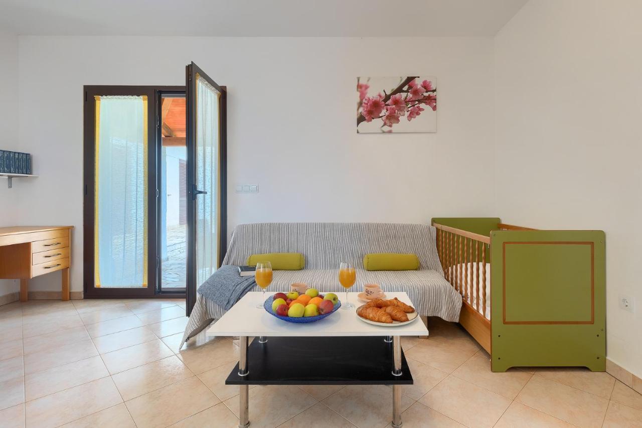 Apartmani Martina Porec Bagian luar foto