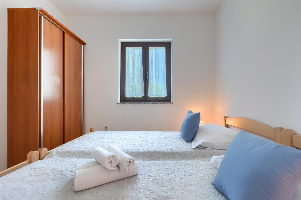 Apartmani Martina Porec Bagian luar foto