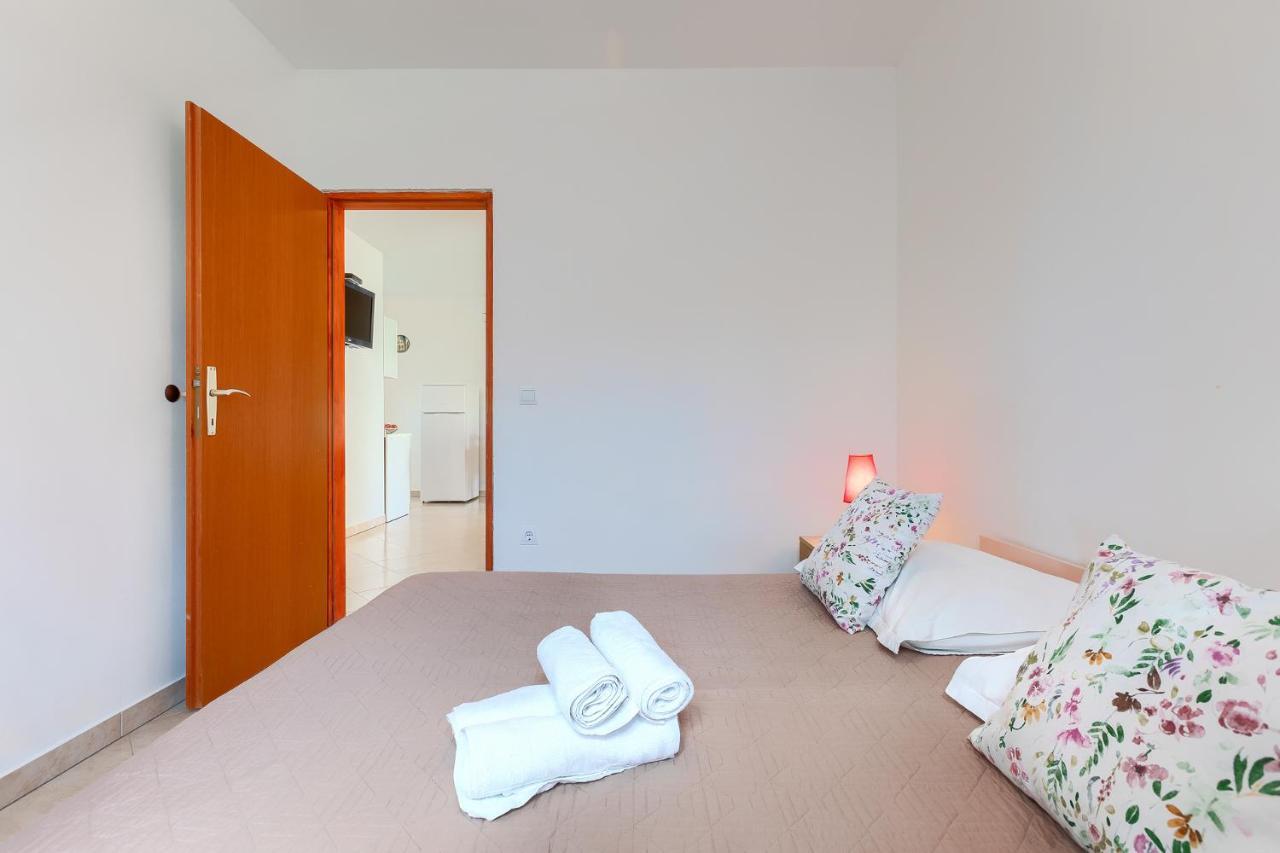 Apartmani Martina Porec Bagian luar foto